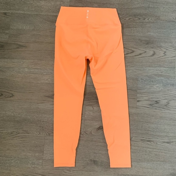 Wilo Base Ribbed 7/8 Legging - Size L - Orange - NWT - Picture 2 of 8